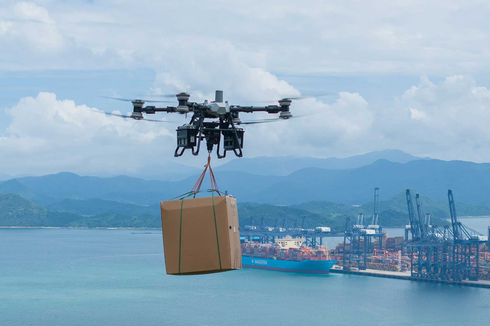 Lastentransport mit der FlyCart 100 Drohne universell